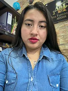 _Sarah-Office1