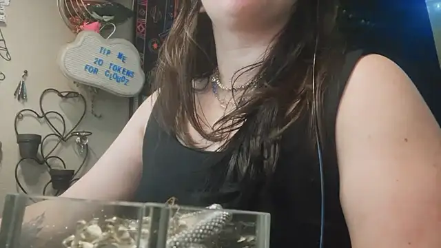 spunlikecottoncandy live cam on StripChat
