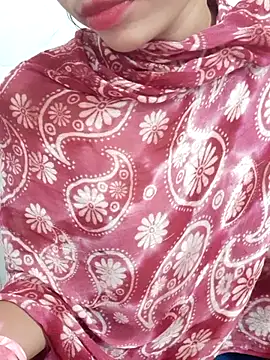 NoorPari live cam on StripChat