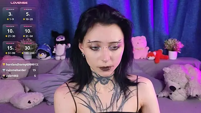 Neya_Lettee live cam on StripChat