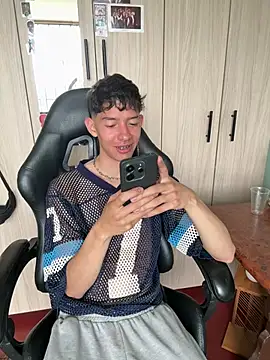 heyy_noah11 (M young) - Sport hard cook