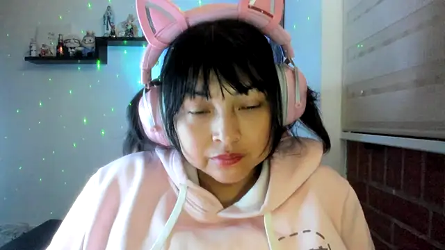 shaddycute_ (F milf) - Come and dance with me.