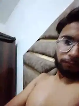 Horny_young21