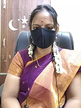Tamil_white_beauty live cam on StripChat