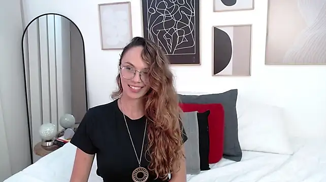 Julianneharris live cam on StripChat
