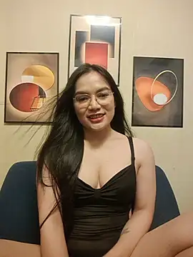SweetJewel live cam on StripChat