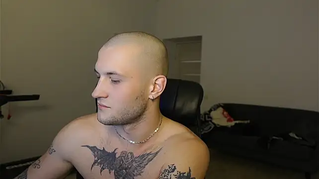 Igor_Wilde live cam on StripChat