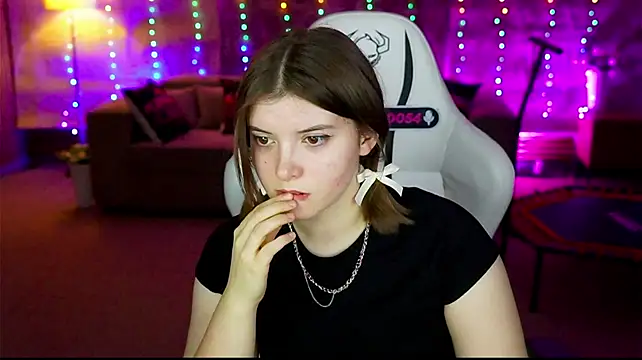 Tessa_054