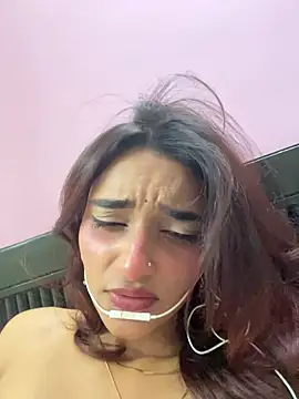 Queen59 live cam on StripChat