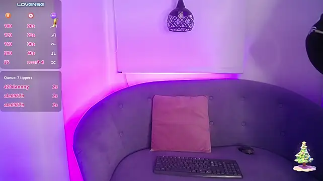 zoe_velvet_