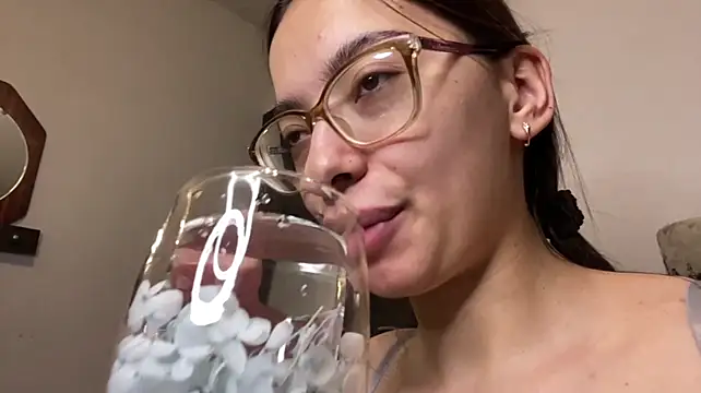 ZelmaBonato live cam on StripChat