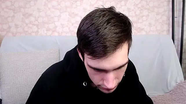 DeanWilde live cam on StripChat