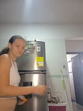 Maria_rosita live cam on StripChat