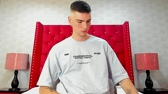 NickWild live sex cam