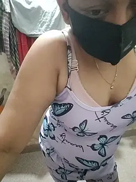 ninadi_hot