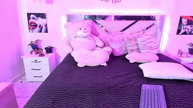 Karly_moon