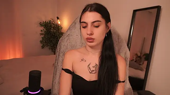 BlackkStorm live cam on StripChat