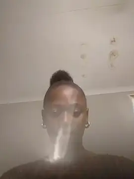 Sexyanam live cam on StripChat