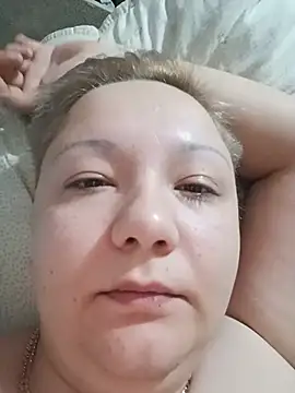 Tina_Mirabella live cam on StripChat