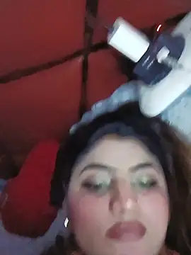 Sanaya_Gil