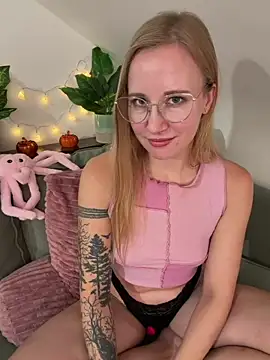 marie_hardon live cam on StripChat