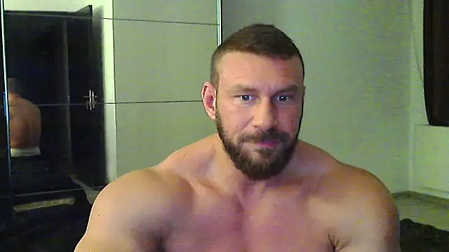 muscularkevin on Stripchat