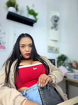 Sara-77 live cam on StripChat