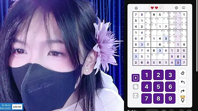 Your-Sunshinee live cam on StripChat