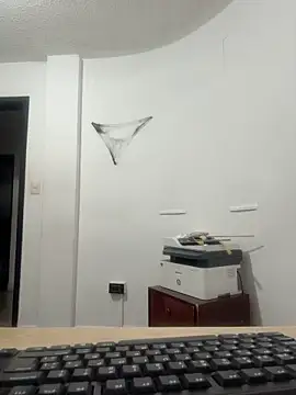 AlessiaBloom_ webcam