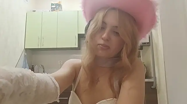 GingerThurstonson live cam on StripChat