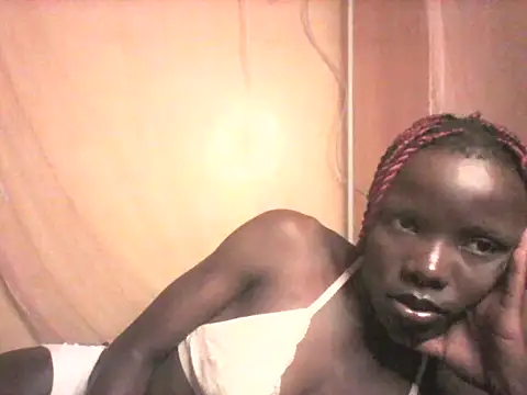 PetiteSeductress_ live cam on StripChat