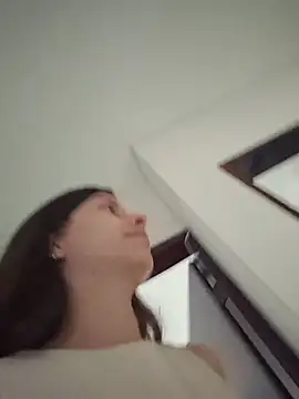 IrisBound live cam on StripChat