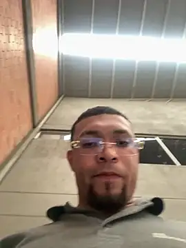 Deysonpollagrande on Stripchat