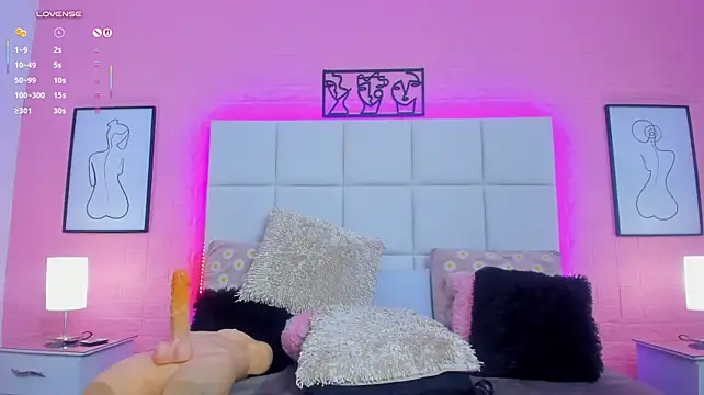 charlotte_kisss