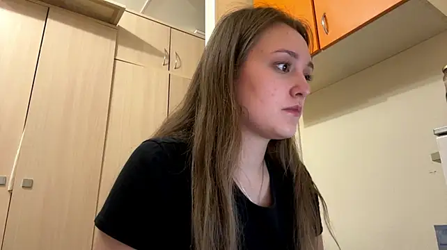 ShereeRepetowski live cam on StripChat