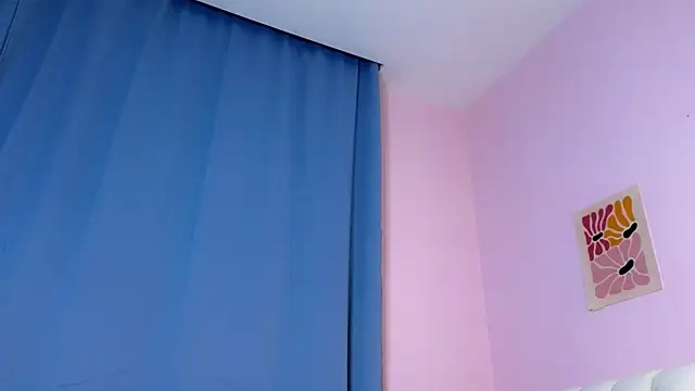 colette_pretty live cam on StripChat