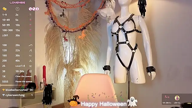 conniecuteE live cam on StripChat