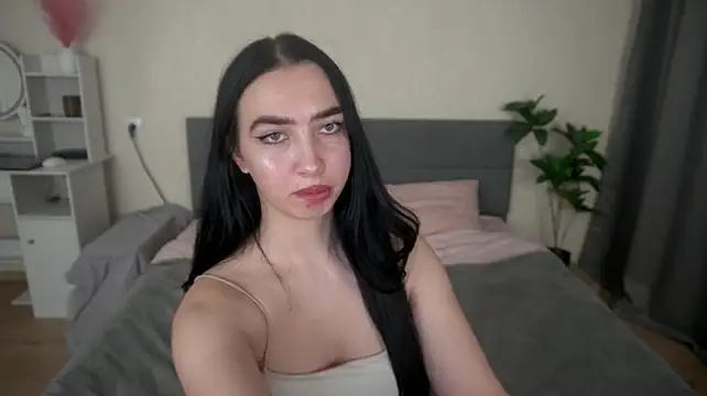 WildKittenX_ live cam on StripChat