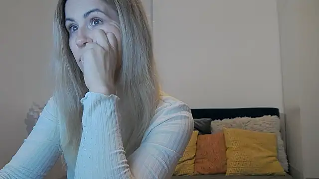 Lika_Soul live cam on StripChat