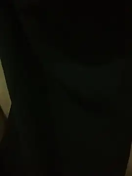 Sara782f live cam on StripChat