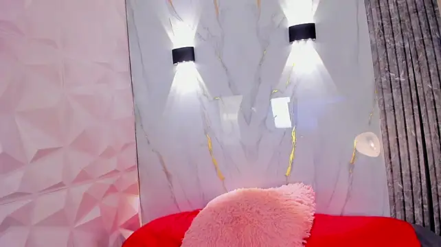 Letty_rossi live cam on StripChat