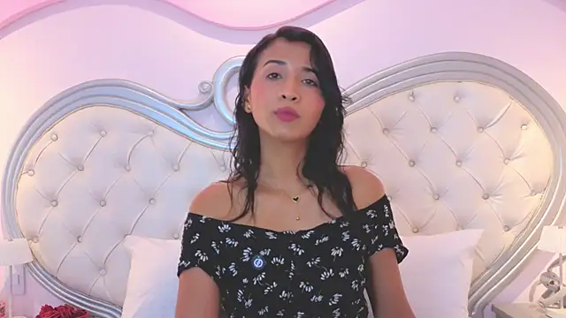 Keyla__Jones live cam on StripChat