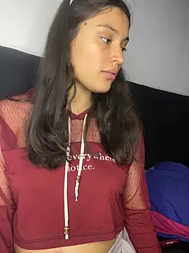 hotwife26 live cam on StripChat