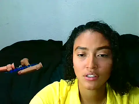 WILD_MULAN live cam on StripChat