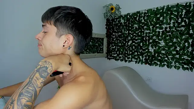 The_beby_guy live cam on StripChat