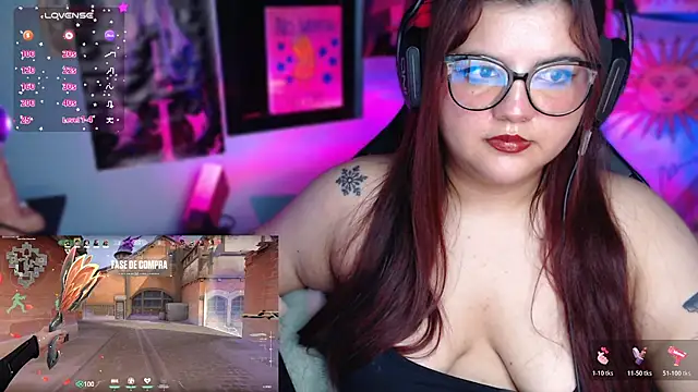 Annee23 live cam on StripChat