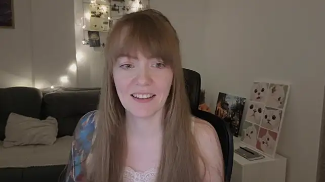 Aurora_Velvett_