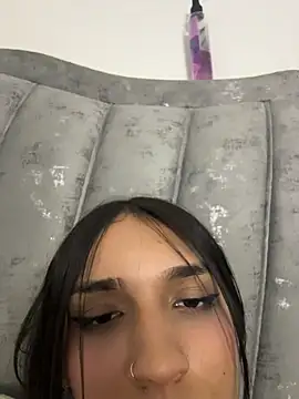 namy_moon1 live cam on StripChat