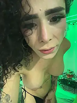 Mydreams69 live cam on StripChat