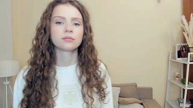 MaricruzSauders live cam on StripChat